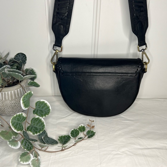 Fletcher | Leather Guitar Strap Crossbody Bag | Amsterdam Heritage - Picture 4 of 10